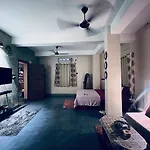 Alipore Abode-Stay In The Heart Of Kolkata