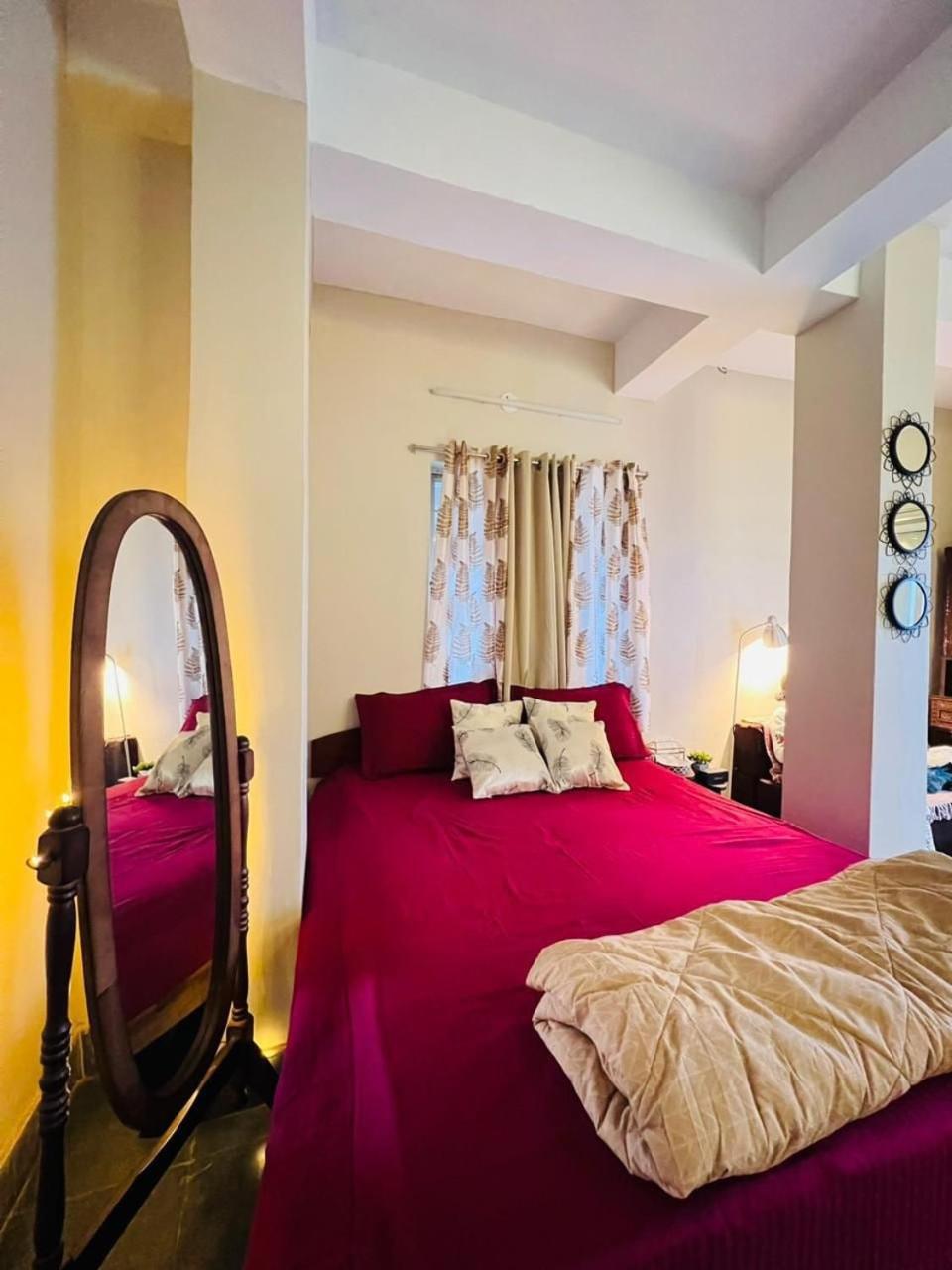 Apartment Alipore Abode-stay In The Heart Of *