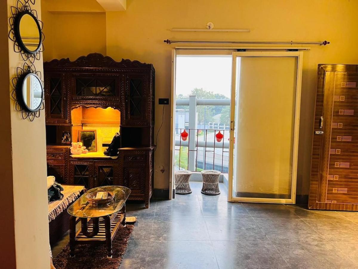 Apartment Alipore Abode-stay In The Heart Of
